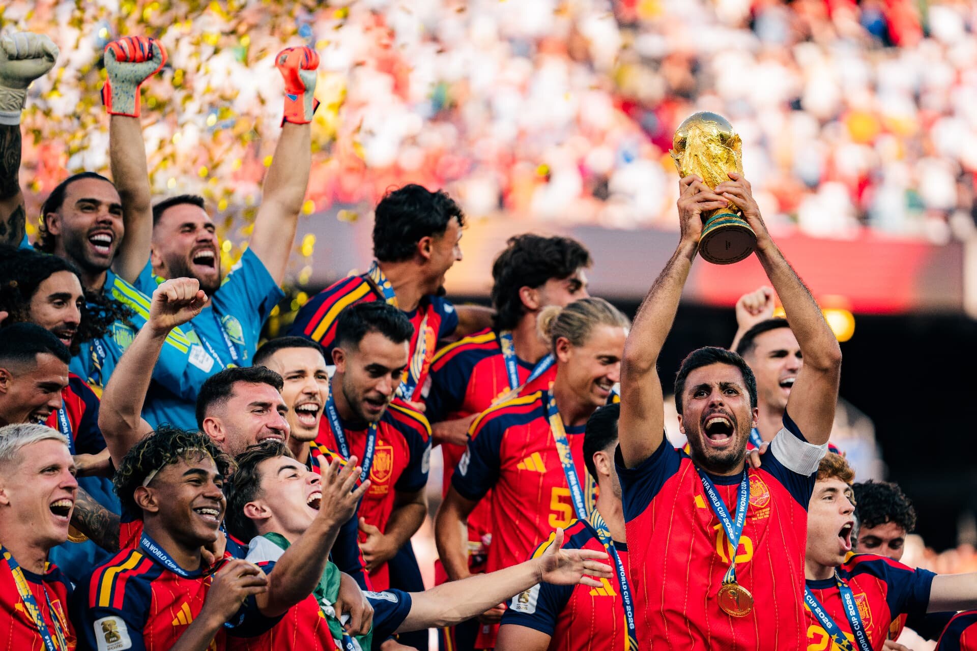 Rodri soulève la Coupe du monde avec l’équipe d’Espagne